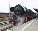 Die 41 1144 mit einem Sonderzug in Arnstadt am 31.1.09.
