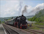 Abschiedfahrten von 52 7596.

Endlich Abfahrt in Lauchringen auf die Wutachtalbahn. Mai 2025.