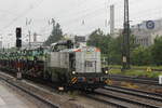 BR 4185 109-0 von RailBavaria mit Traktoren in Richtung München Ost durch M-Heimeranplatz. 26.Juli 2025