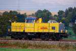 214 010-1, der Fa. Leonhard Weiss, mit Werbung fr die Mrklin Tage in Gppingen! Aufgenommen am 25.09.09, auf der Strecke Ulm-Augsburg, kurz nach Mindelaltheim.