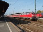 218 216 als RE 12 aus Trier Hbf in Kln Messe/Deutz. 11.10.2008