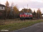 218 213-7 rollt solo durch Wiesau/Oberpfalz. 05.11.07