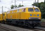 218 287-1 der DBG im Sommer in Kln West aufgenommen