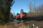 218 428 mit dem RE2 RE4863 Hof - München in Röslau. 29.12.24