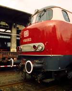 Als runde Formen noch Mode waren...die schne Lollo in beige/rotem Gewand whrend der Nrnberger Ausstellung 1999 (Digitalisiertes Dia)