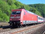 BR 101 113-9 mit dem EC 114 nach Dortmund bei der Durchfahrt in Geislingen Steige am 10.05.08