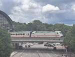 BR 101 013-1 (IC Lackierung) als (IC 2374 Stuttgart Hbf -> Westerland/Sylt) bei der Einfahrt HH-Dammtor. 28.05.2025