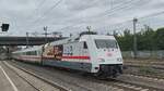 BR 101 110-5 (50 Jahre InterCity) mit seinen IC (Unbekannt) bei der Ausfahrt HH-Harburg. 15.September 2024