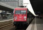 101 025 zieht EC 100 am 05.07.2012 in Essen Hbf