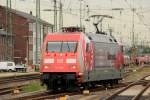 Zum ersten Mal die Eintracht Frankfurt 101 110-5 in Frankfurt Hbf 29.08.2012  