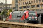 Zum ersten Mal die Eintracht Frankfurt 101 110-5 in Frankfurt Hbf 29.08.2012  