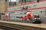 Zum ersten Mal die Eintracht Frankfurt 101 110-5 in Frankfurt Hbf 29.08.2012  