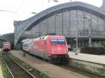 101 109 hat ihren IC 134 am 28.9.2012 sicher in den Klner Hauptbahnhof gefahren.