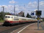 103 184 mit einem TEE gehn Chur  
hier am Bahnhof Rastatt am 11 Juli 2009