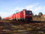 112 106-9 zieht ein RE1 Frankfurt/Oder durch Berlin-Friedrichshain. 09.01.08