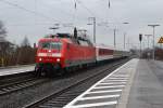 Am 21.1.2012 wurde der PbZ 2453 nach Dortmund mit 120 155 bespannt und durchfhrt hier den Bahnhof Oelde.