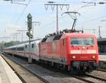 120 501-2 und ICE 402 am 24.08.2012 in Essen Hbf 
