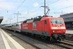Bahntechnik 120 501-2 und ICE 402 am 24.08.2012 in Essen Hbf 