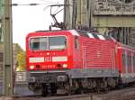 143 815-9 beim Verlassen der Hohenzollernbrcke und biegt auf die Einfahrt des Klner Hbf´s ein , am 12.09.09