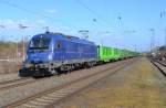 Schn sauber fuhr am 22.3.2012 die 183 500 der MGW mit leerem Holzzug bei mir in Oelde vorbei.