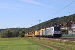 BR 187 006 von Railpool fährt mit einem Bauzug von Schweerbau durch Ludwigsau Friedlos Richtung Bebra am 6.September.2025