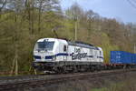 BR 193 362 (I Am European) von DB Cargo zieht einen Containerzug Richtung Hamburg durch Müssen am 21.April.2022 