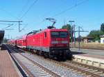 RE 38054 aus Frankfurt/Oder nach Magdeburg beim Zwischenhalt in Burg ( 16.08.2009 um 11:35 Uhr )