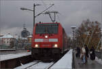 Erster Schnee des Winters.

146 238 der Schwarzwaldbahn auf der Rheinbrücke in Konstanz. November 2024.