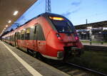 442 856 stand am Morgen des 02.06.2024 um 03.59 Uhr als S1 von Warnemnde nach Rostock Hbf im Bahnhof Warnemnde.