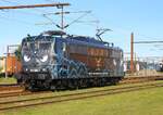 151 062 der AltmarkRail 'Das schwaze Schaf' in voller Schönheit, Pattburg 24.09.2025