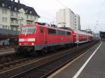 111 191 als RE 99 nach Frnakfurt (Main) Hbf in Siegen. 26.07.2008