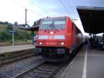 146 245 als RE Frankfurt (Main) Hbf - Nrnberg Hbf bei der Einfahrt in Neustadt (Aisch). 06.08.2006