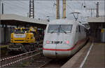 402 045 und 402 017 in Duisburg. Februar 2026.