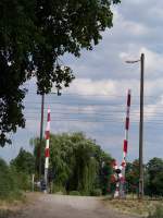 Bahnbergang auf der Strecke Lbbenau - Calau/Niederlausitz.