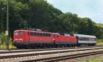 Dieser schne Schad-PbZ fuhr am 01.09.08 durch den Bahnhof Neuoffingen, Strecke Ulm-Augsburg. Zuglok: 110 209-4; Zweitlok: 120 138-3; + 1 Personenwagen.