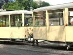 Der Hnger wird wieder mit dem Triebwagen verbunden, Woltersdorf Schleuse - 23.5.2009