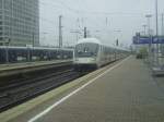 Der IC 2112 bei der Einfahrt in den Dortmunder Hbf auf Gleis 8 am 05.10.2008