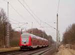 Hier sieht man gerade den RE2 auf seiner Fahrt von Berlin Gesundbrunnen nach Cottbus, hier in Ragow. Dieser Ort liegt zwischen Lbbenau und Lbben. 28.02.2009