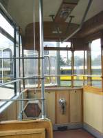 Blick aus dem REKO-Beiwagen auf eine Niederflurbahn in der Schleife Hohenschnhausen Zingster Strasse, Berlin Oktober 2009