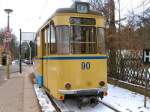 beiwagen 90 (Typ Gotha) der Woltersdorfer Strassenbahn, hier am S-Bahnhof Rahnsdorf, Winter 2006