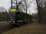 Tram 27 (KTNF6) von der Schöneicher-Rüdersdorfer Straßenbahn auf der 88 nach Alt-Rüdersdorf.    01.März 2025