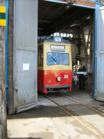 TW 38 in der Wagenhalle, altes Depot Bachgasse - 9. 5. 2009