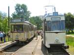T24/B24 und REKO-Zug nebeneinander in der heute nicht mehr planmig genutzen Wendeschleife Wuhletalstrasse, Berlin-Marzahn 14.6.2009