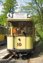 Hist. Tw 10 (mit Beiwagen) in Friedrichshagen, Endstelle Altes Wasserwerk - 10.5. 2009