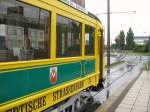 Tw 24 im strmenden Regen an der Haltestelle Hauptbahnhof - 6.6.2009