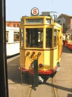 Blick aus dem Fhrerstand des Tw 41 auf den Tw 60, altes Depot Bachgasse - 9.5.2009