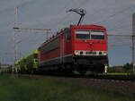 BR 155 249-6 der LDK mit einen Getreidezug durch Dedensen-Gümmer -> Seelze. 3.Mai 2025