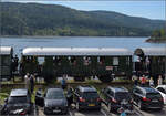 Dampf im Hochschwarzwald. 

Der geschweisste Nebenbahn-Einheitswagen 98 090 Kar der Gattung Civ-34 in Schluchesee. September 2025.