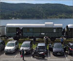 Dampf im Hochschwarzwald. 

Der Museumszug mit 23 042 umringt von begeisterten Menschen in Schluchsee. Im Bild ist der Packwagen 144 366 Mz. September 2025.