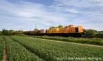 Ein Bauzug mit zwei Ost V100 kam am 18.05.12 durch Vehrte in Richtung Osnabrck.